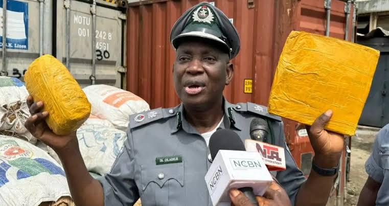 Compt. Kola Oladeji’s innovative approach to border security and improved revenue collection at FOU Zone A