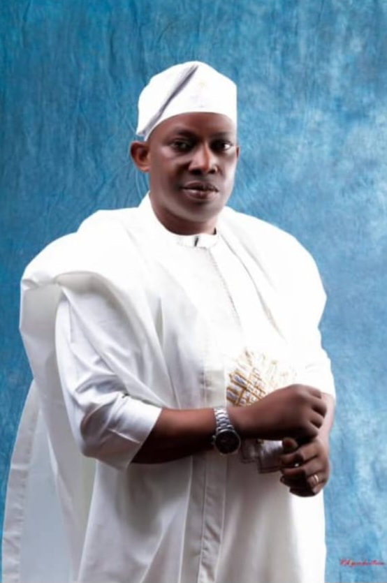 MAMAKAY Fashion CEO Celebrates Tailor ALG Chairman Oyalami temitayo Solomon on His Birthday